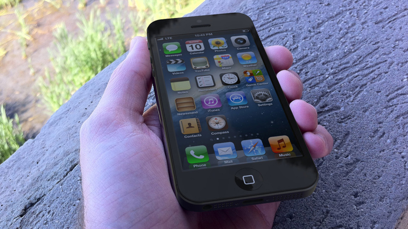 Illustration for article titled This Is How the iPhone 5 Might Look in Your Hand